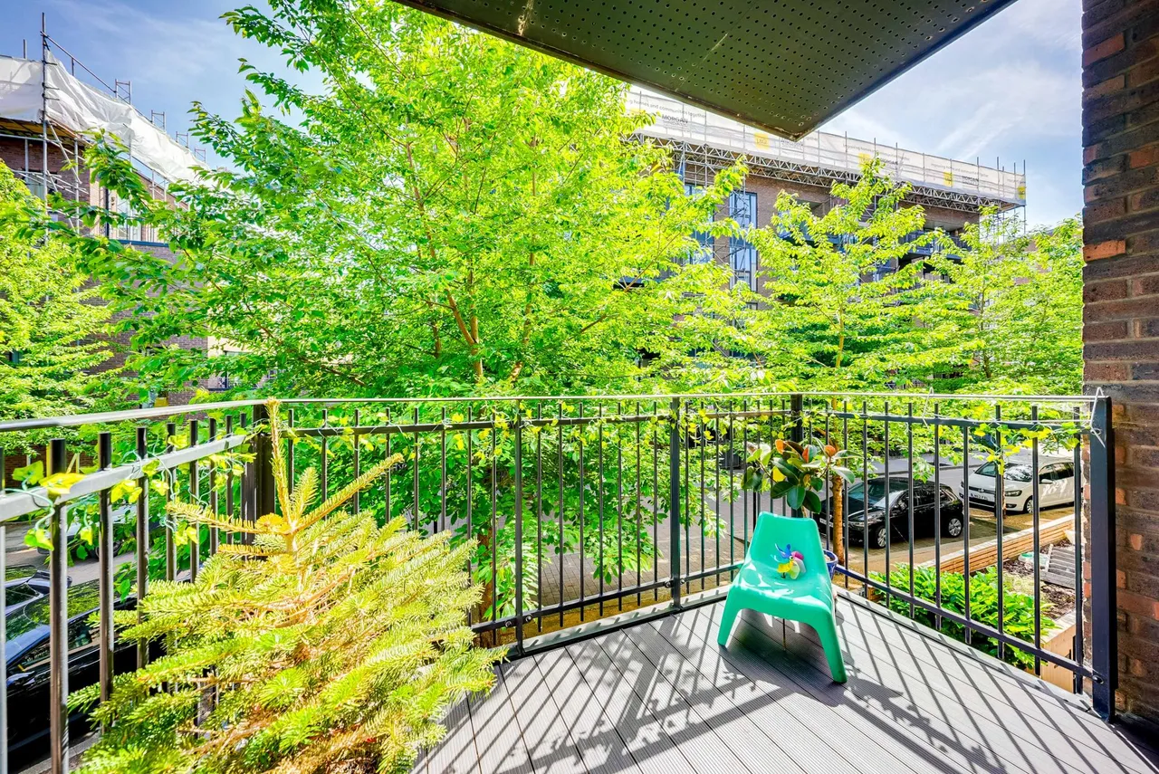 Whiston Road, London, E2, photo 12