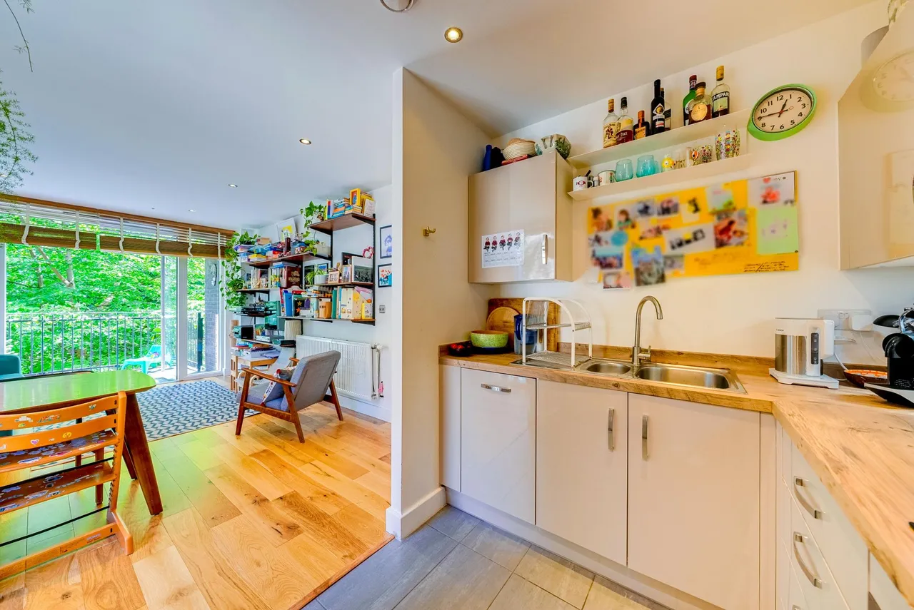 Whiston Road, London, E2, photo 16