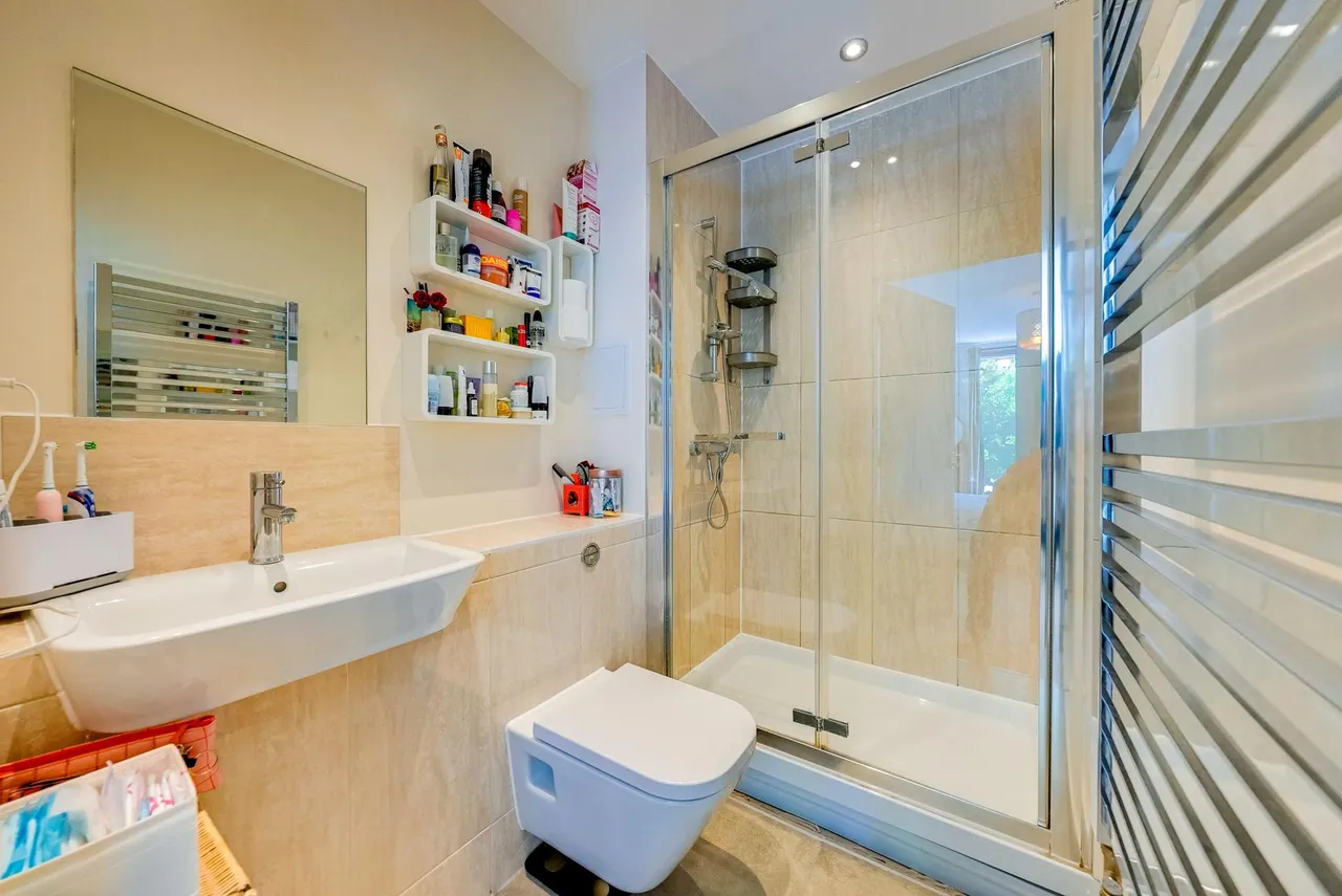 Whiston Road, London, E2, photo 26