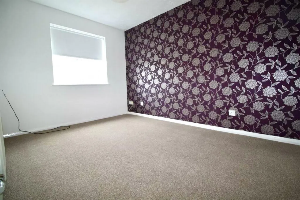 Roberts Close, Cheshunt, photo 9