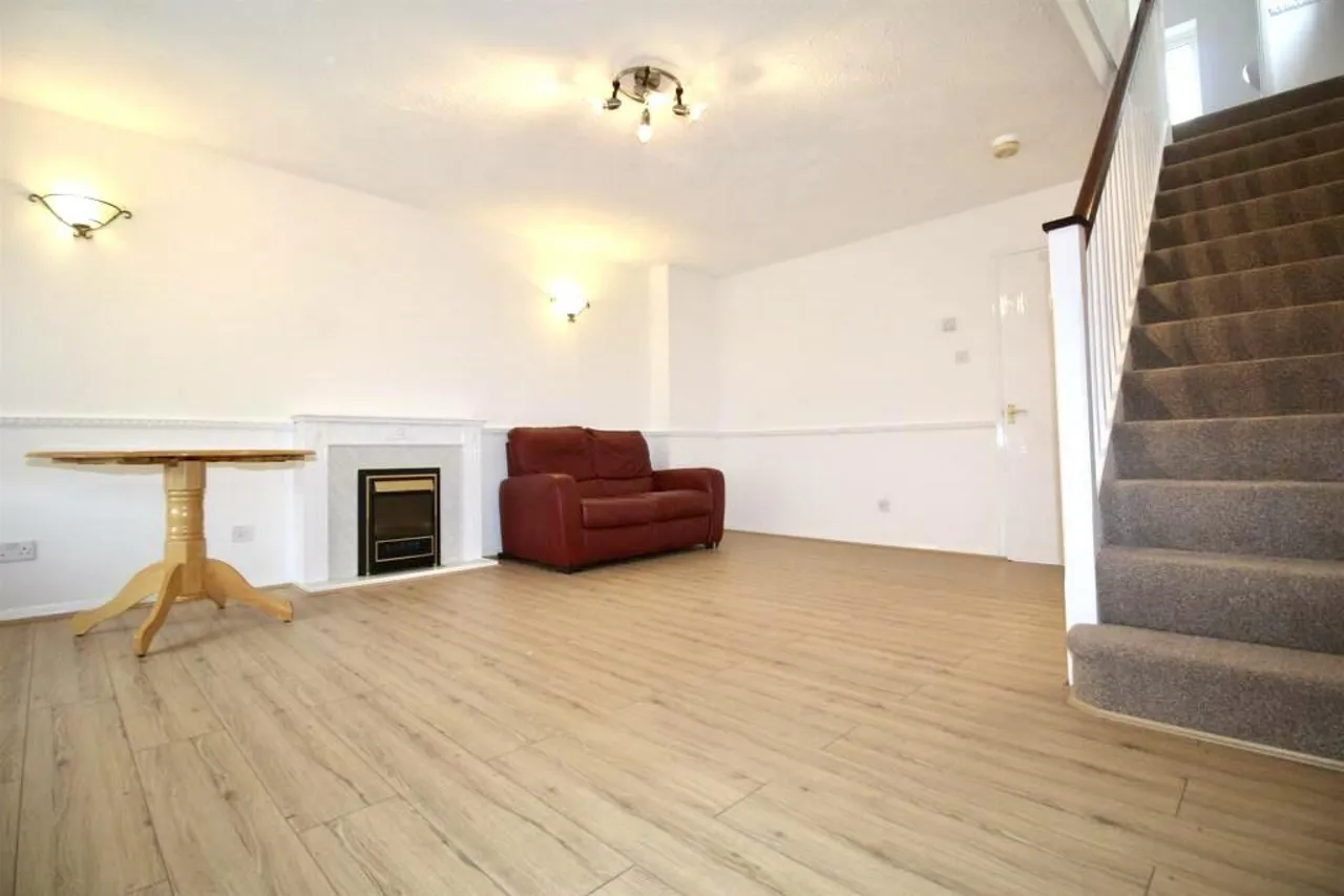 Roberts Close, Cheshunt, photo 5