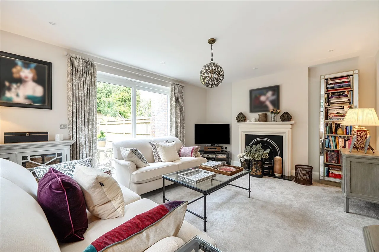 Church Lane, Haslemere, GU27, photo 4