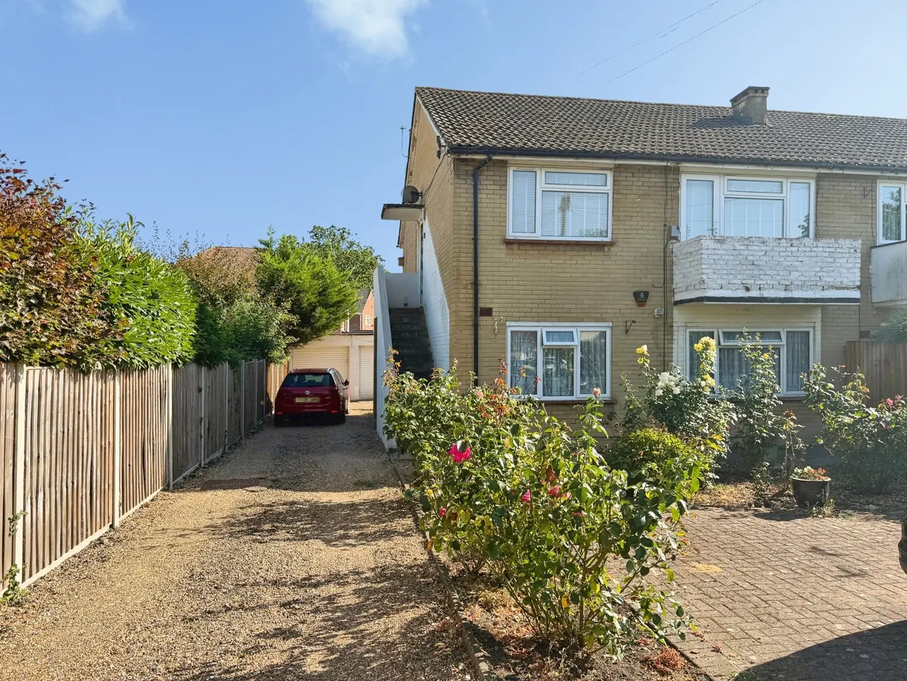 2 bed flat for sale — West Heath Road, Farnborough, Hampshire, GU14 8PD