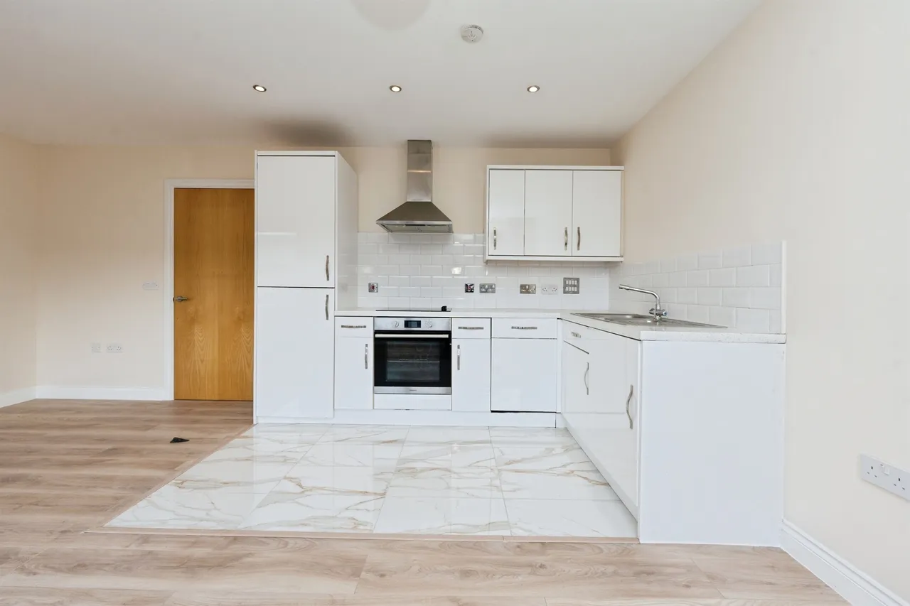 Loates Lane, Watford, WD17, photo 8