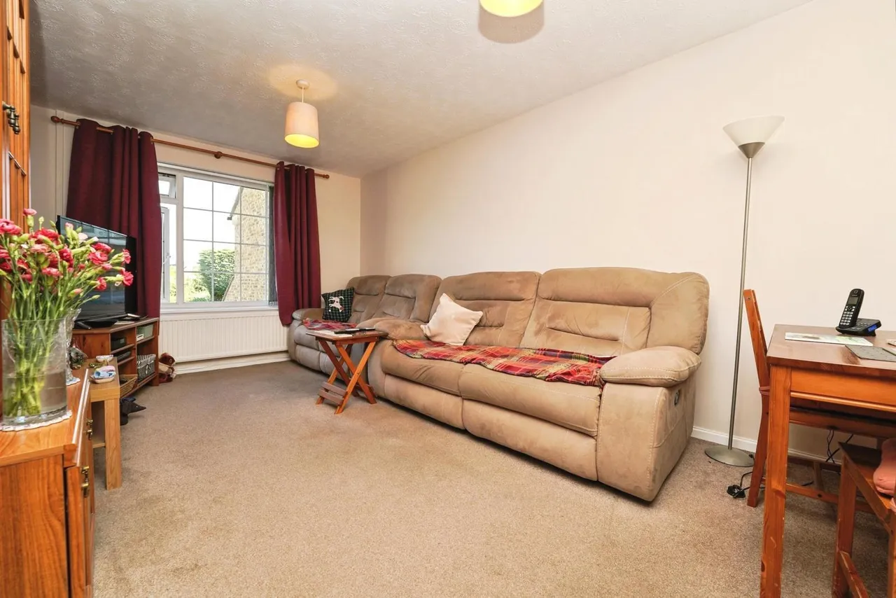 Heron Way, Abbeydale, Gloucester, Gloucestershire, GL4, photo 5
