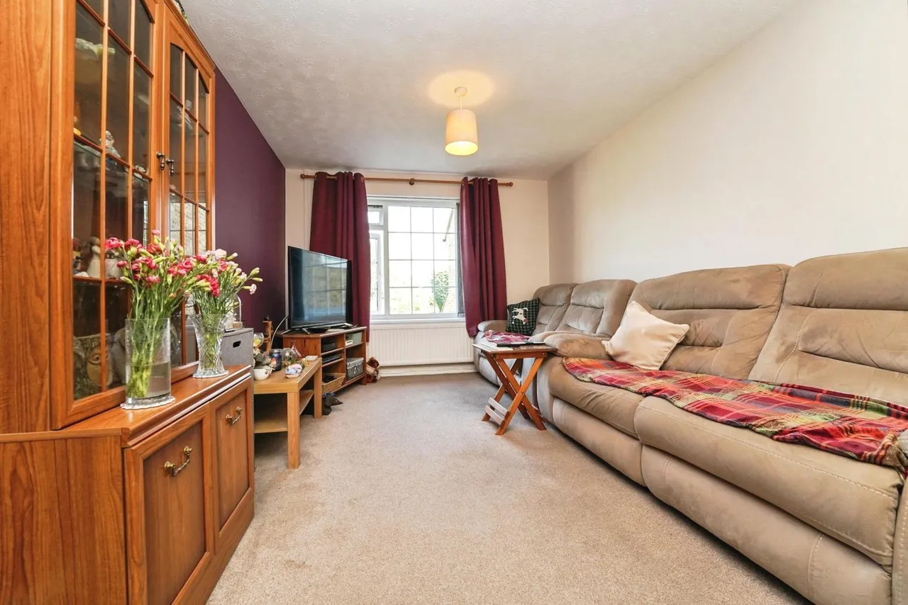 Heron Way, Abbeydale, Gloucester, Gloucestershire, GL4, photo 4
