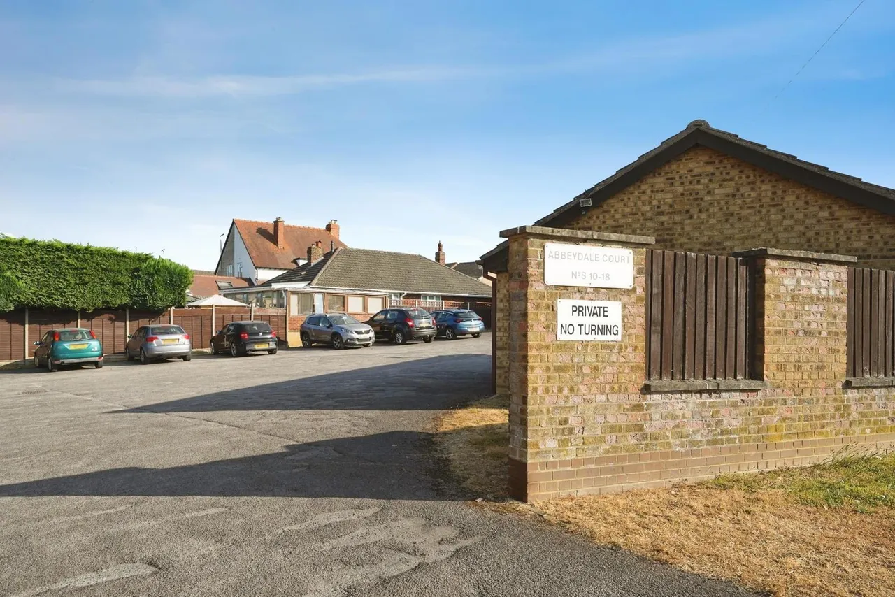 Heron Way, Abbeydale, Gloucester, Gloucestershire, GL4, photo 11