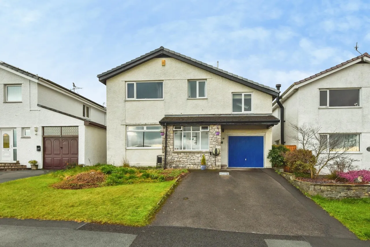 5 bed house for sale, Larch Grove, Kendal, LA9