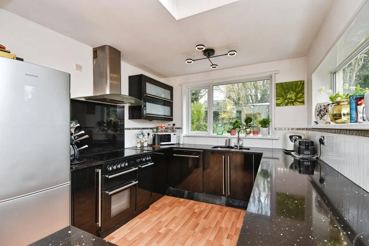 Larch Grove, Kendal, LA9, photo 8
