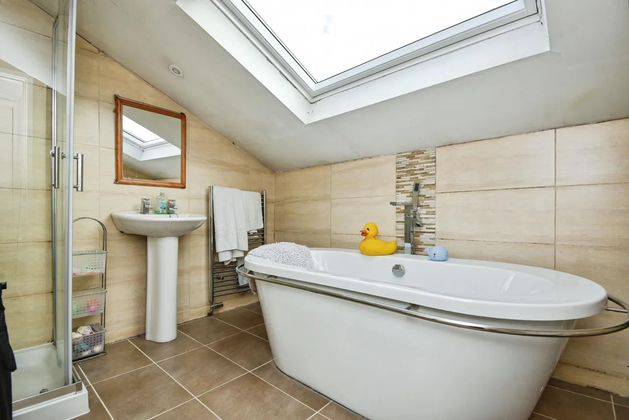 Larch Grove, Kendal, LA9, photo 16