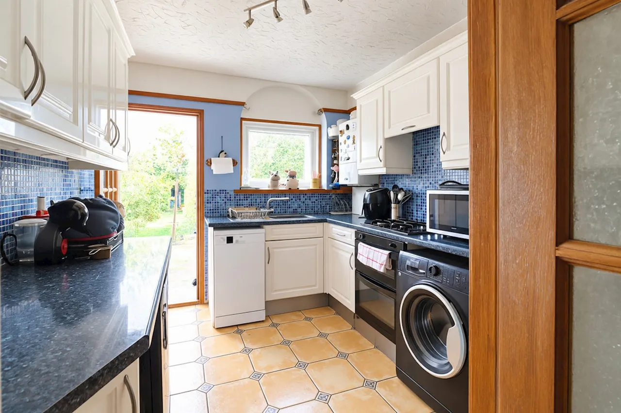 Barton Hill Drive, Minster, ME12, photo 8