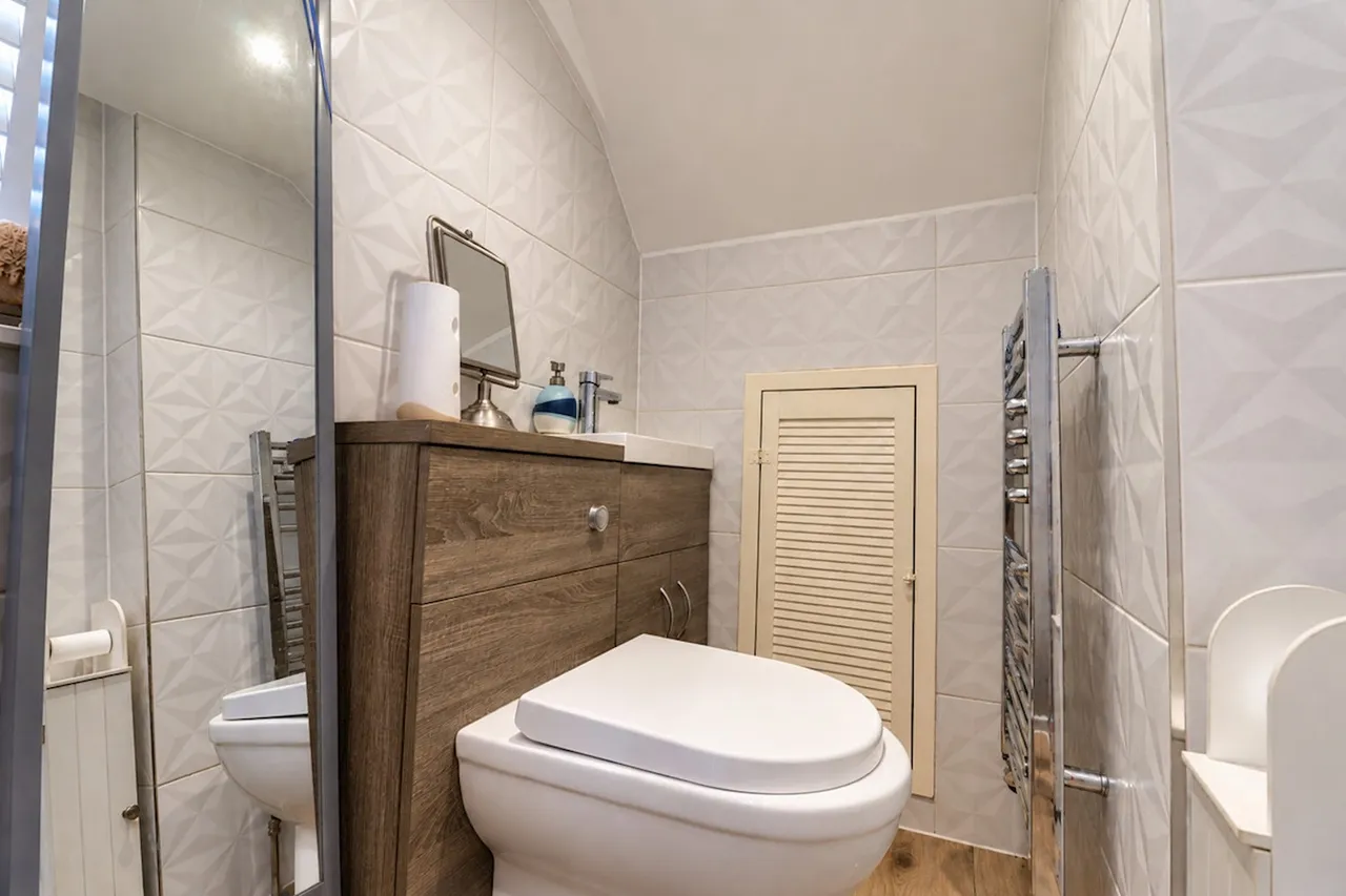 Barton Hill Drive, Minster, ME12, photo 6
