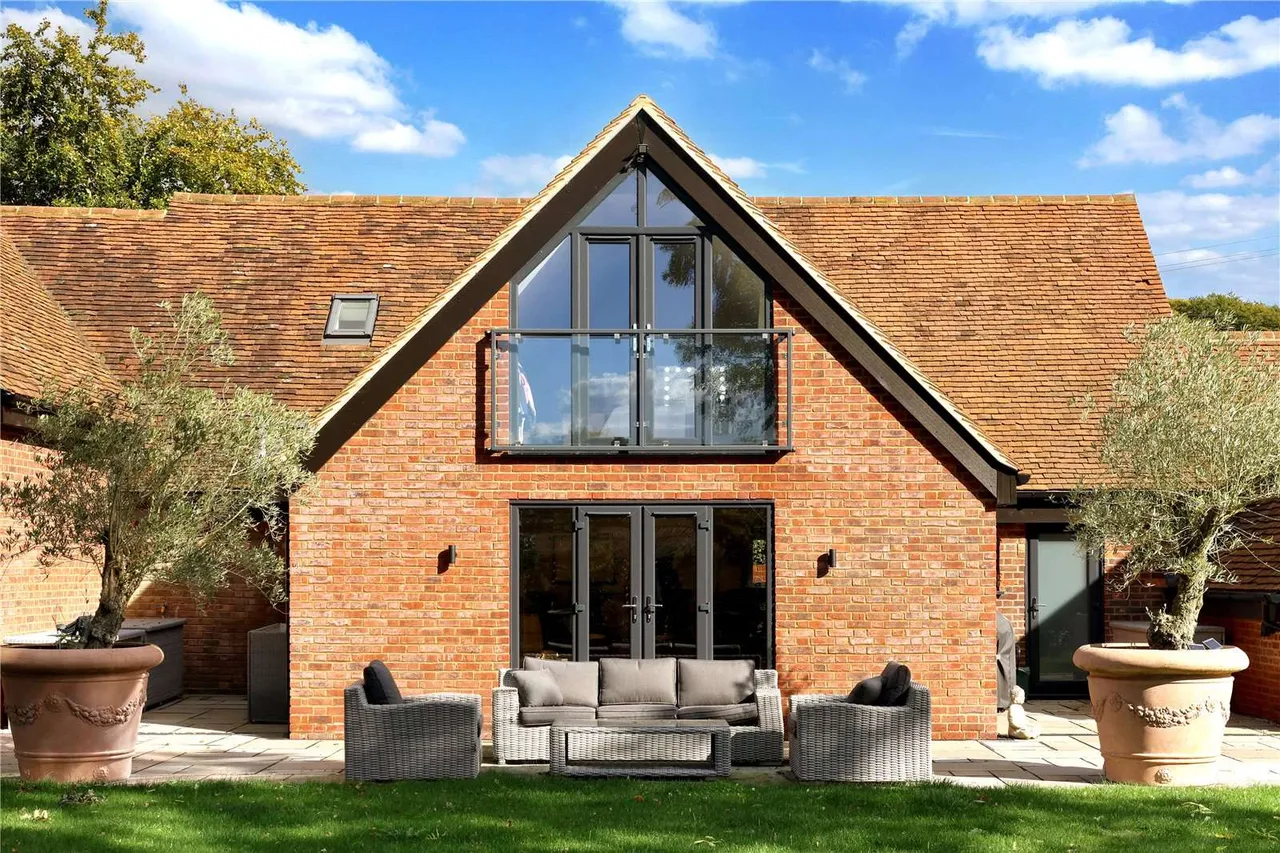 Ledgemore Lane, Great Gaddesden, HP2, photo 20