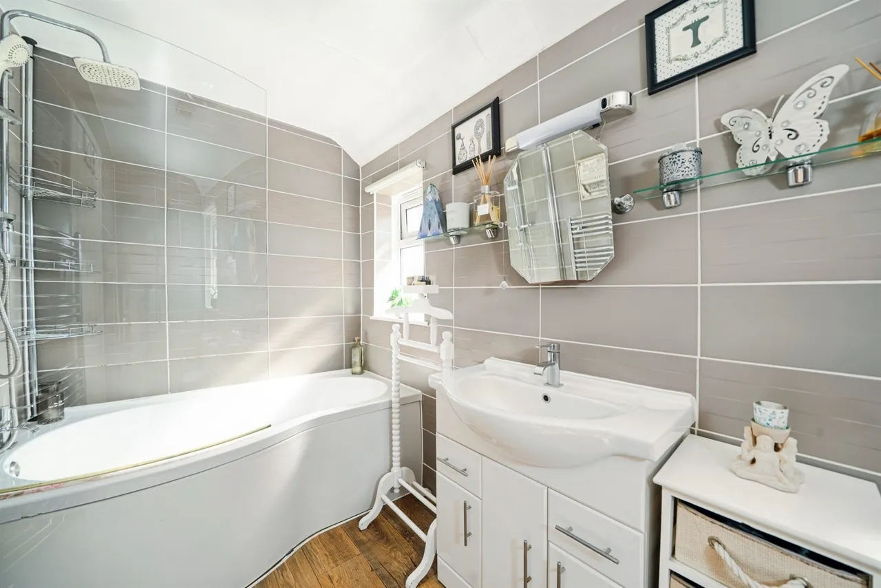 Langmead Place, Crewkerne, TA18, photo 14