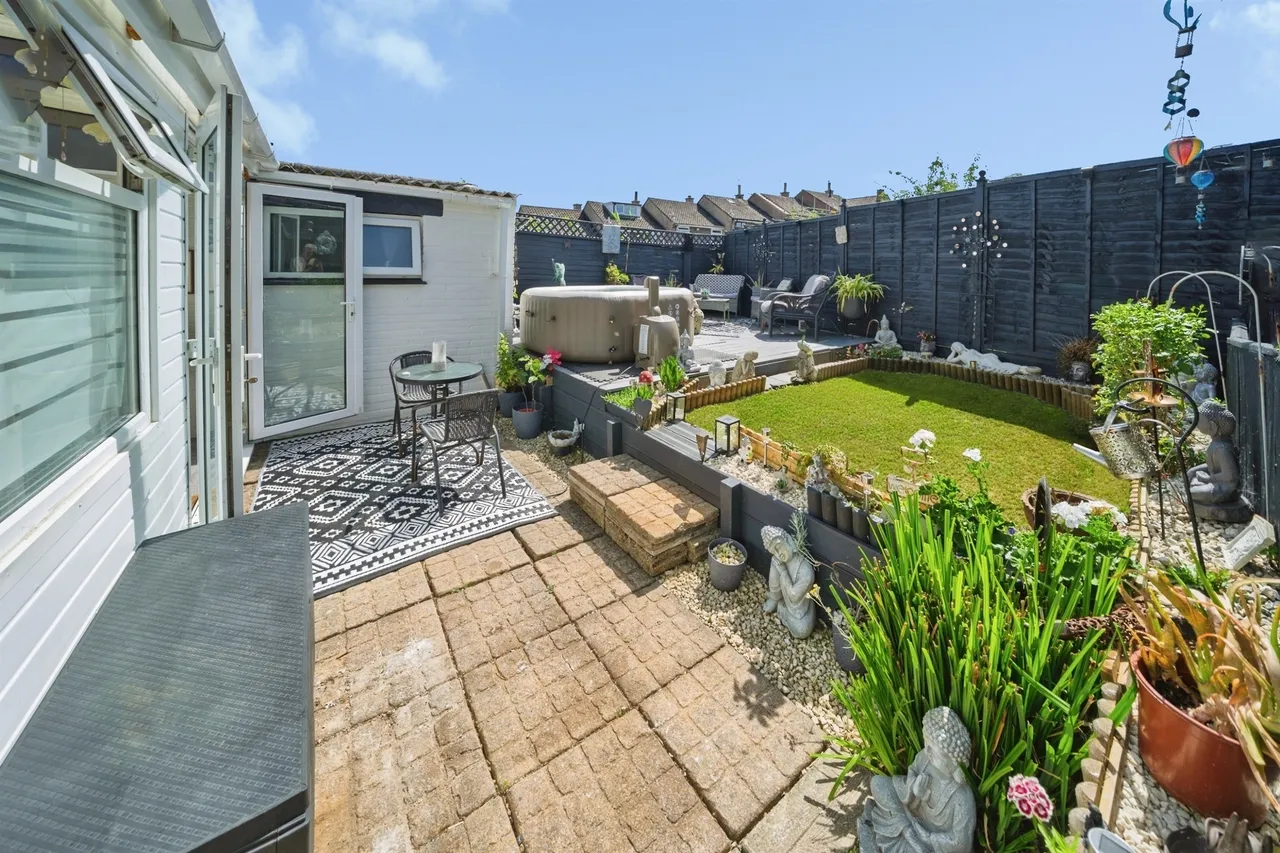 Langmead Place, Crewkerne, TA18, photo 5