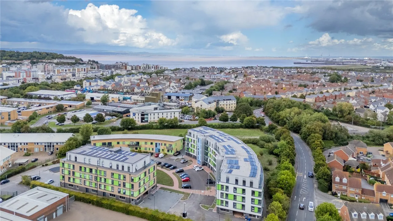 Harbour Crescent, Portishead, BS20, photo 2