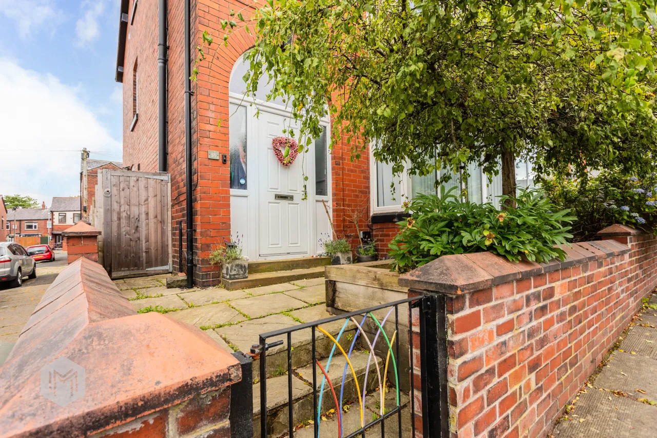 Moorside Avenue, Bolton, BL1 6BE, photo 25