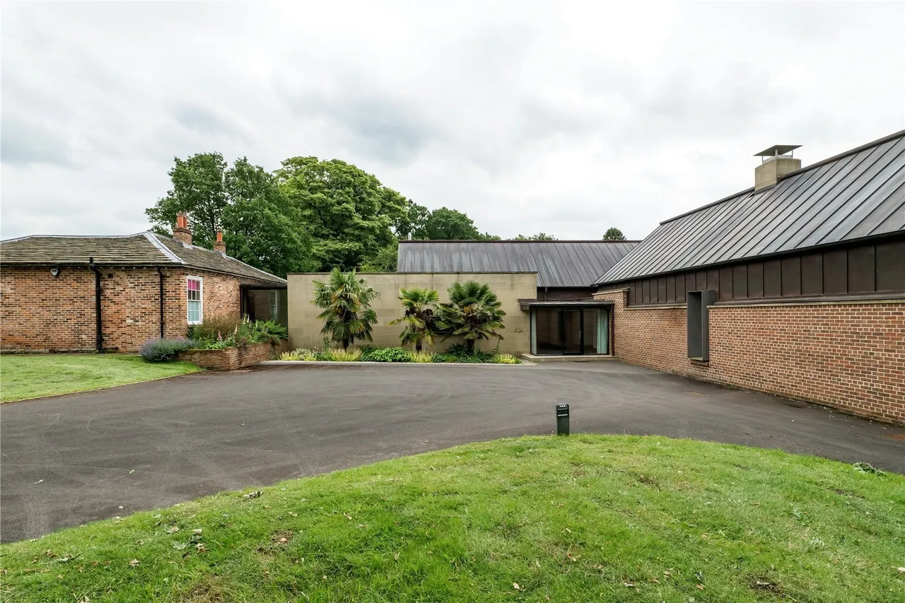 Mill Lane, Adlington, SK10, photo 28