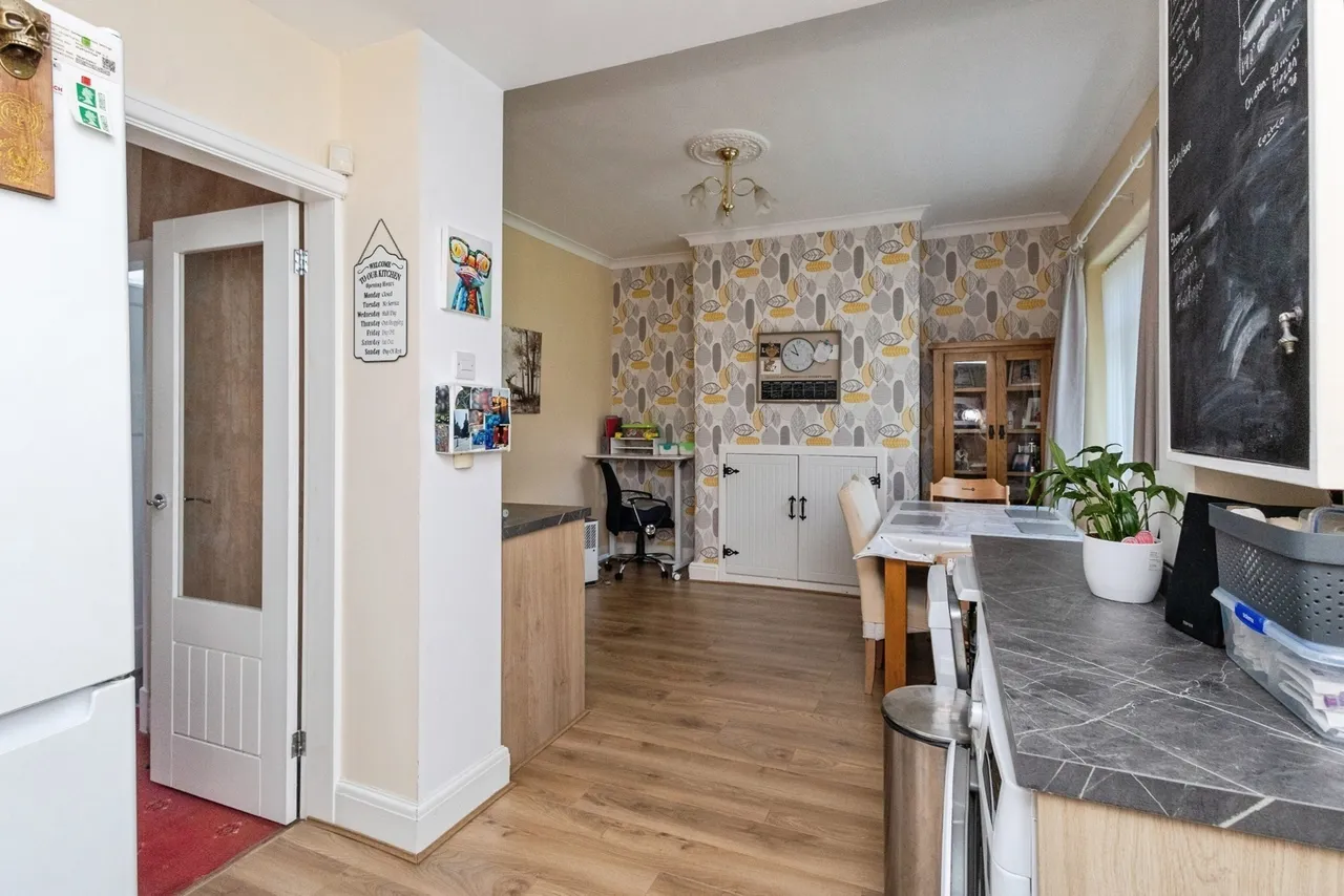 Woodhall Road, Stockport, Greater Manchester, SK5, photo 9
