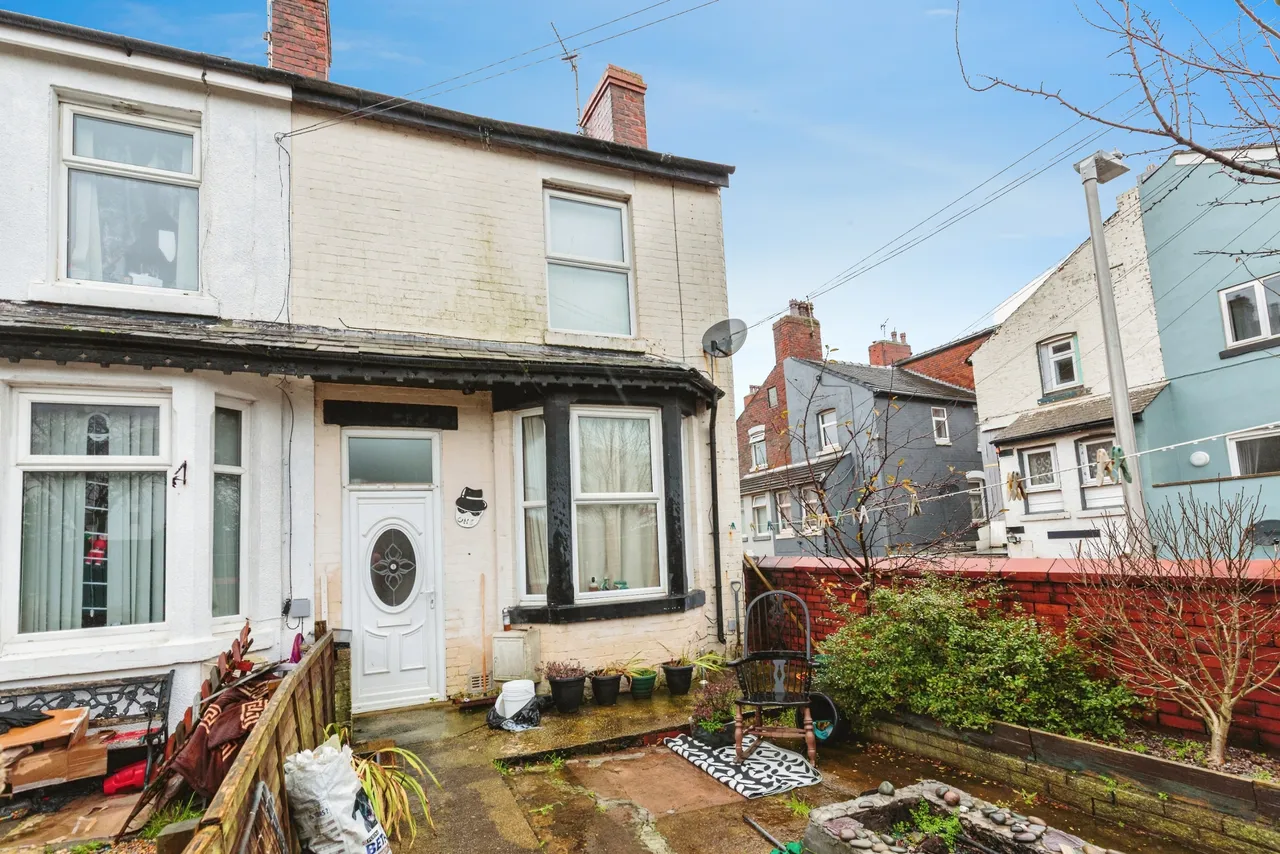 2 bed house for sale — Hyde Road, Blackpool
