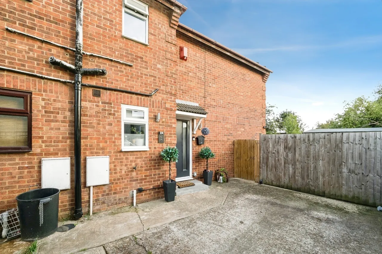 Frederick Road, Rainham, RM13, photo 22