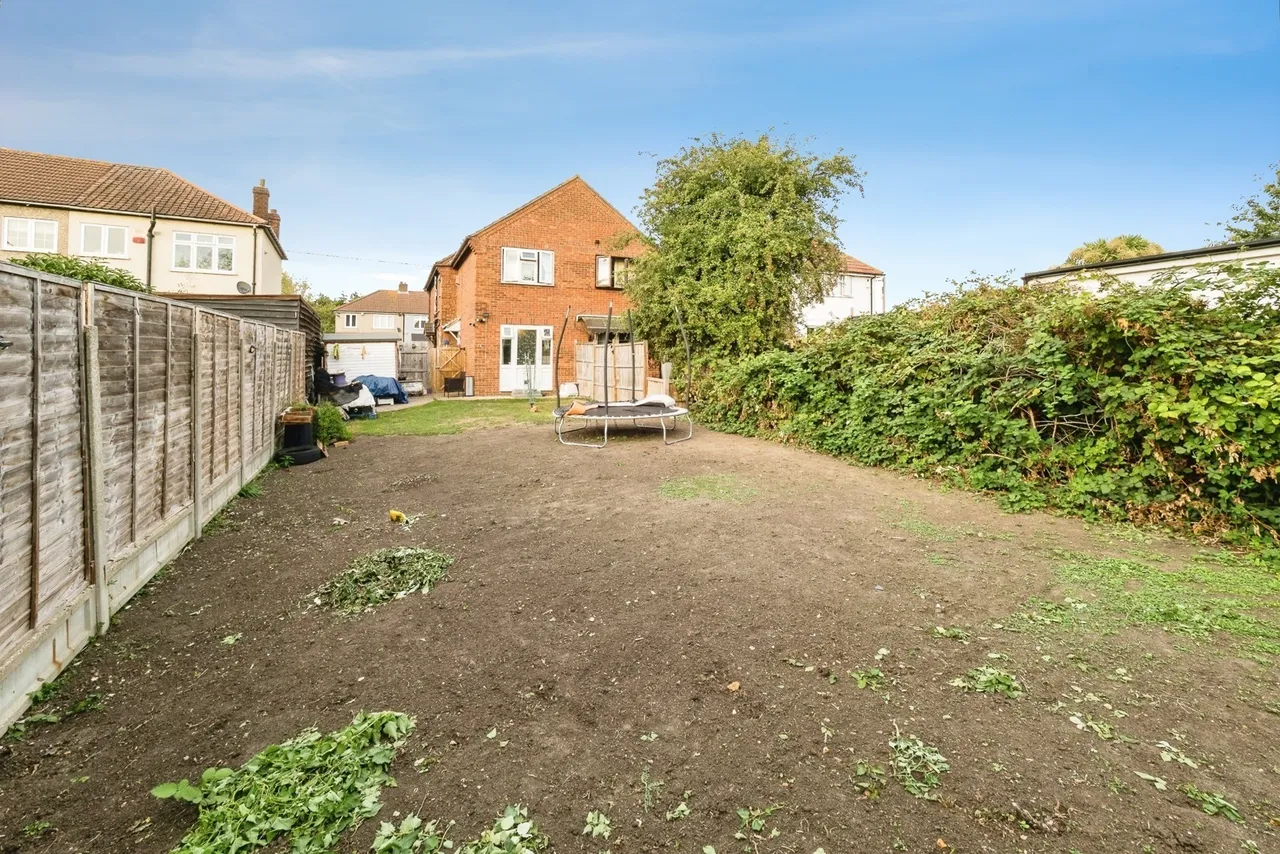 Frederick Road, Rainham, RM13, photo 25