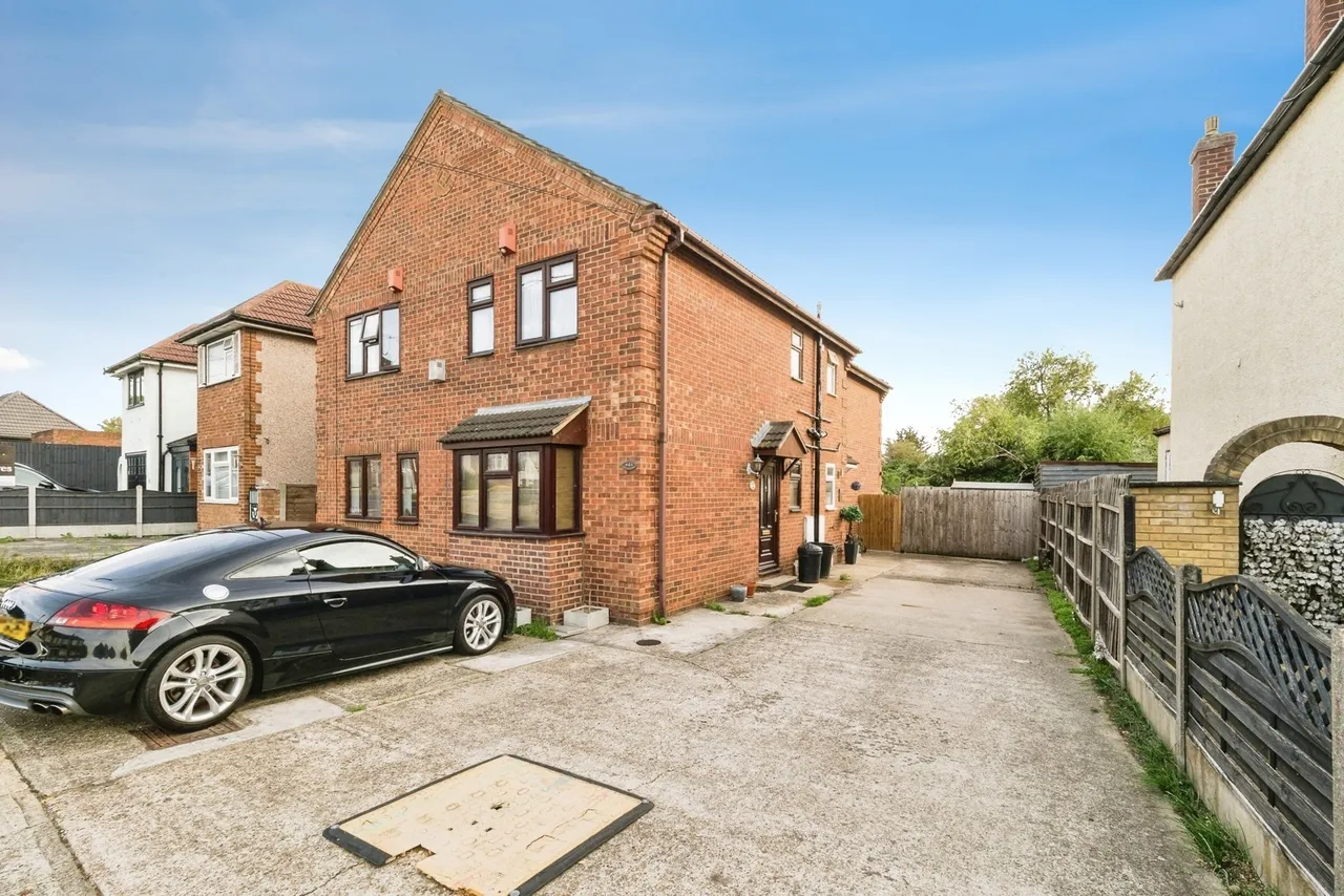 Frederick Road, Rainham, RM13, photo 17
