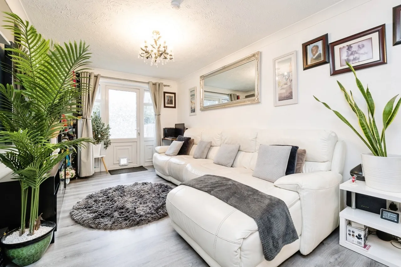 Frederick Road, Rainham, RM13, photo 2