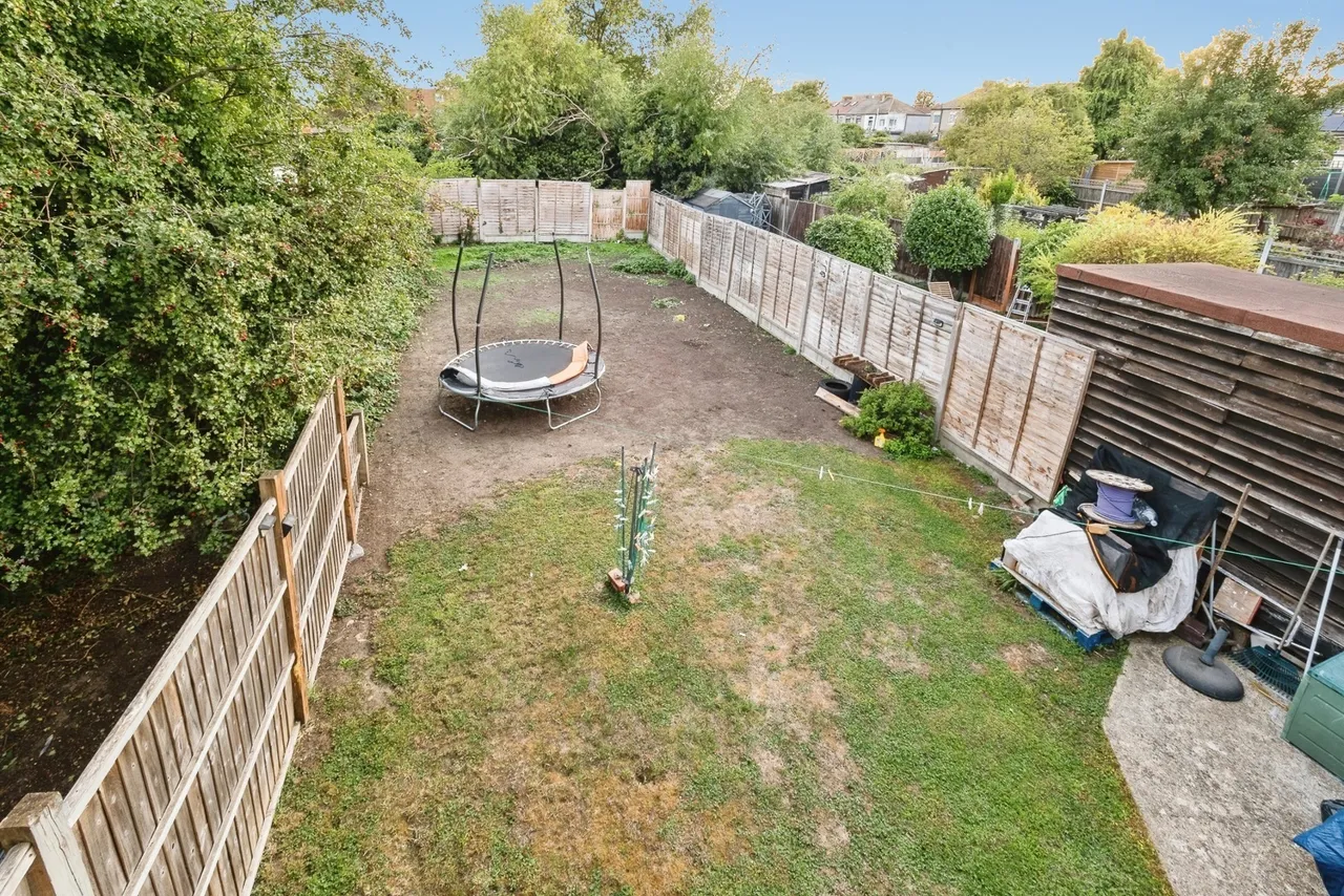 Frederick Road, Rainham, RM13, photo 16