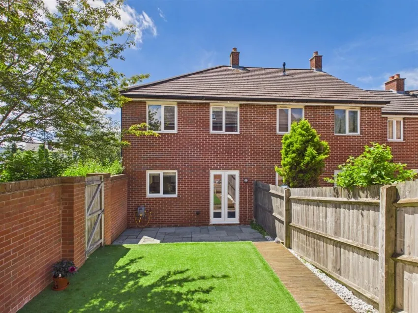 Lea Walk, Hucclecote, photo 16