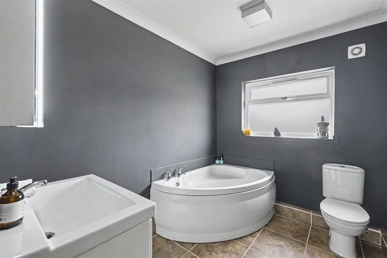 New Road, Saffron Walden, CB10, photo 11