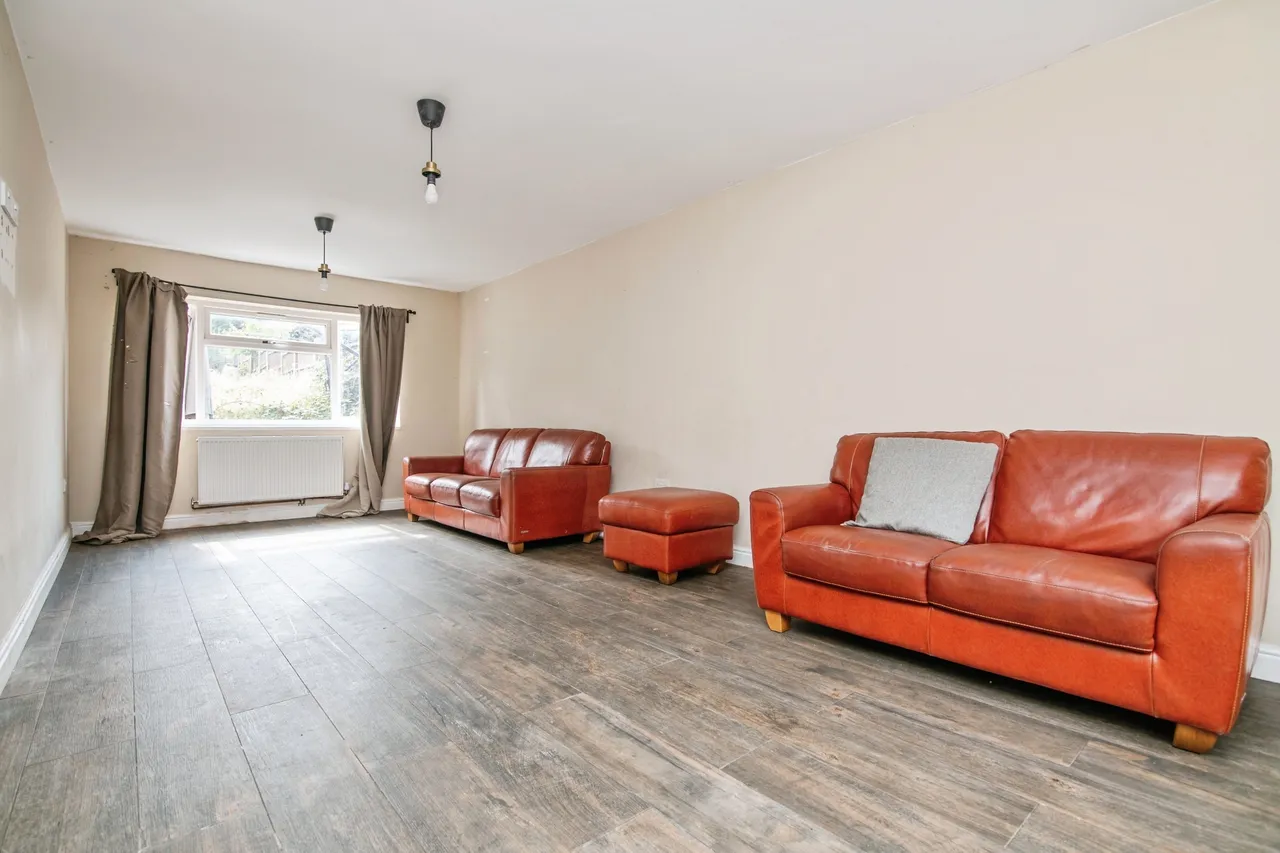 Queensway, Oldbury, photo 3