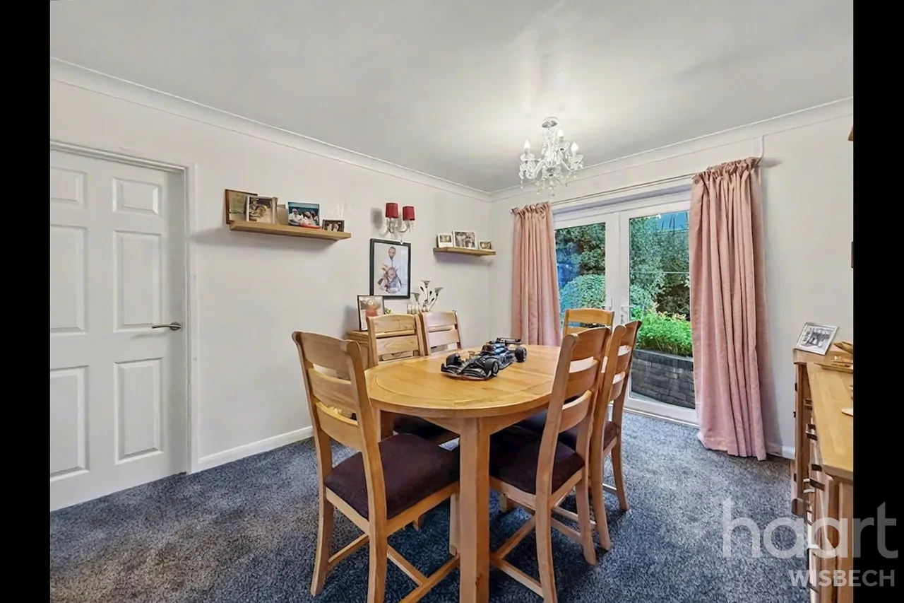 Hollycroft Road, Emneth, PE14, photo 5