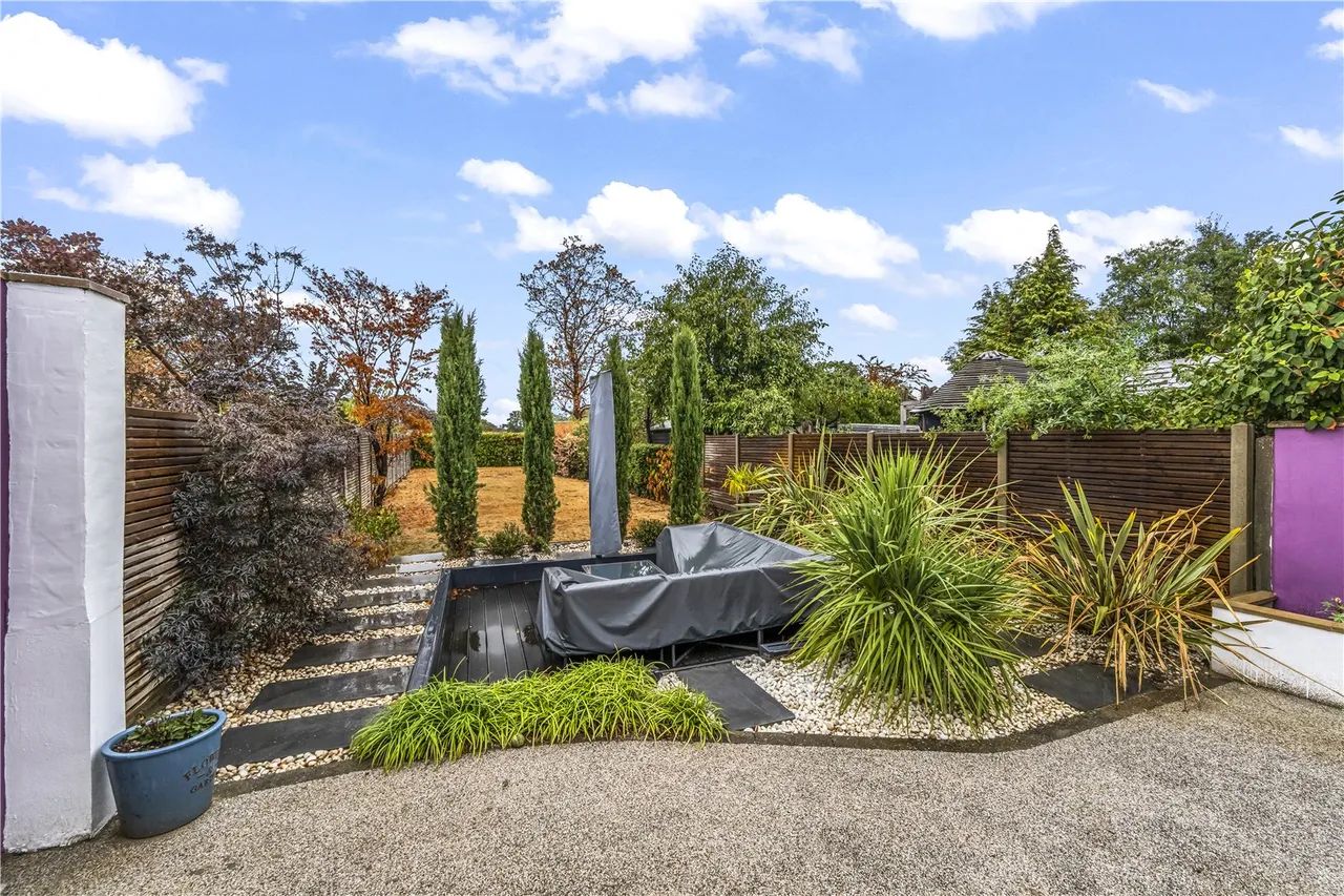 Manor Lane, Sunbury, TW16 6JE, photo 13