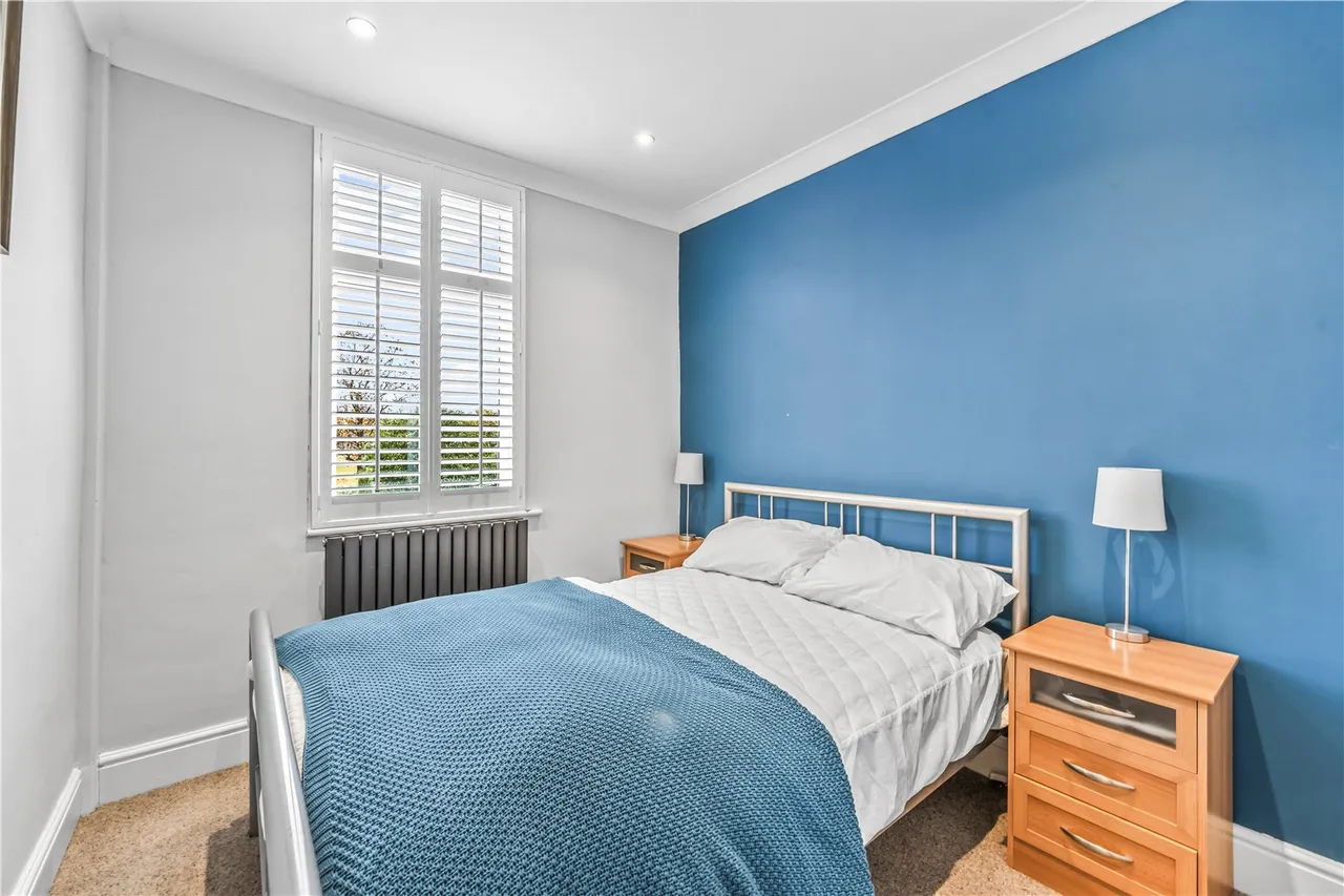 Manor Lane, Sunbury, TW16 6JE, photo 12