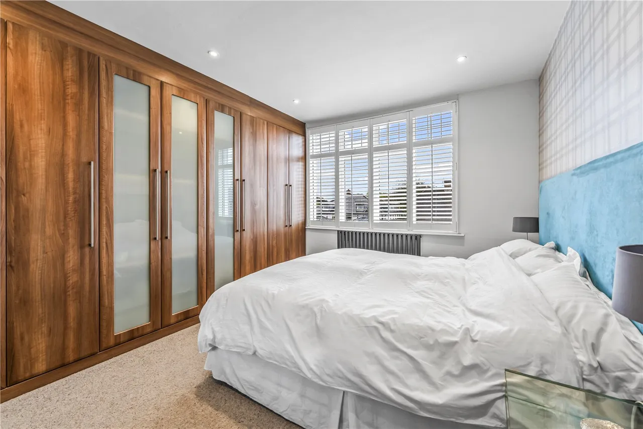 Manor Lane, Sunbury, TW16 6JE, photo 9