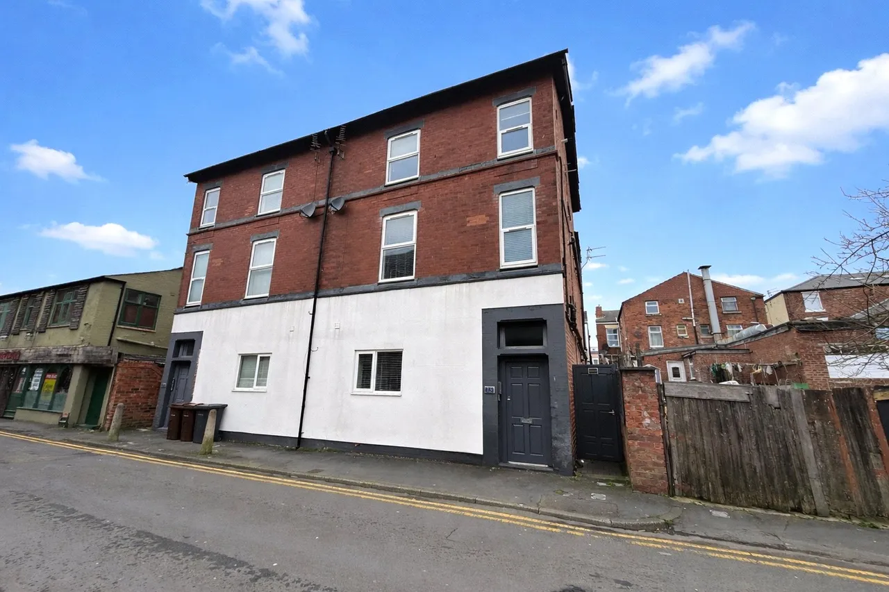 2 bed flat to rent, Stanley Street, Southport, PR9