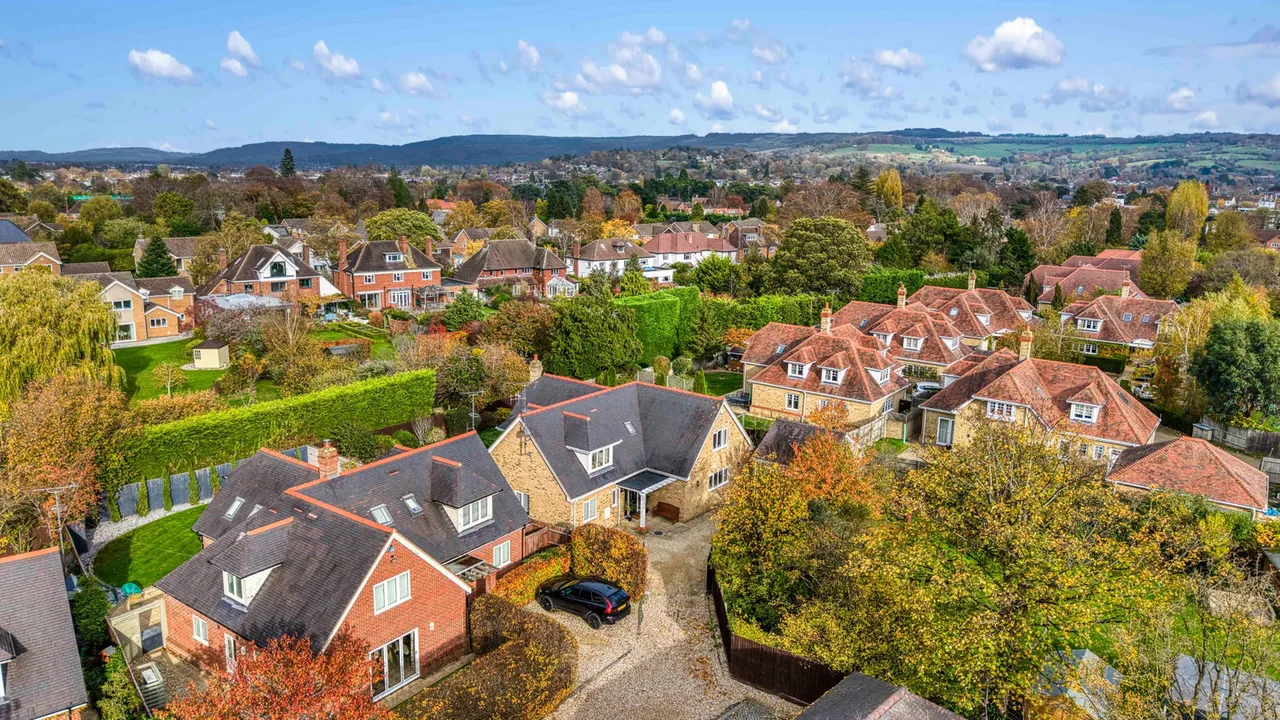 4 bed house for sale, Charlton Gardens, Cheltenham, GL53