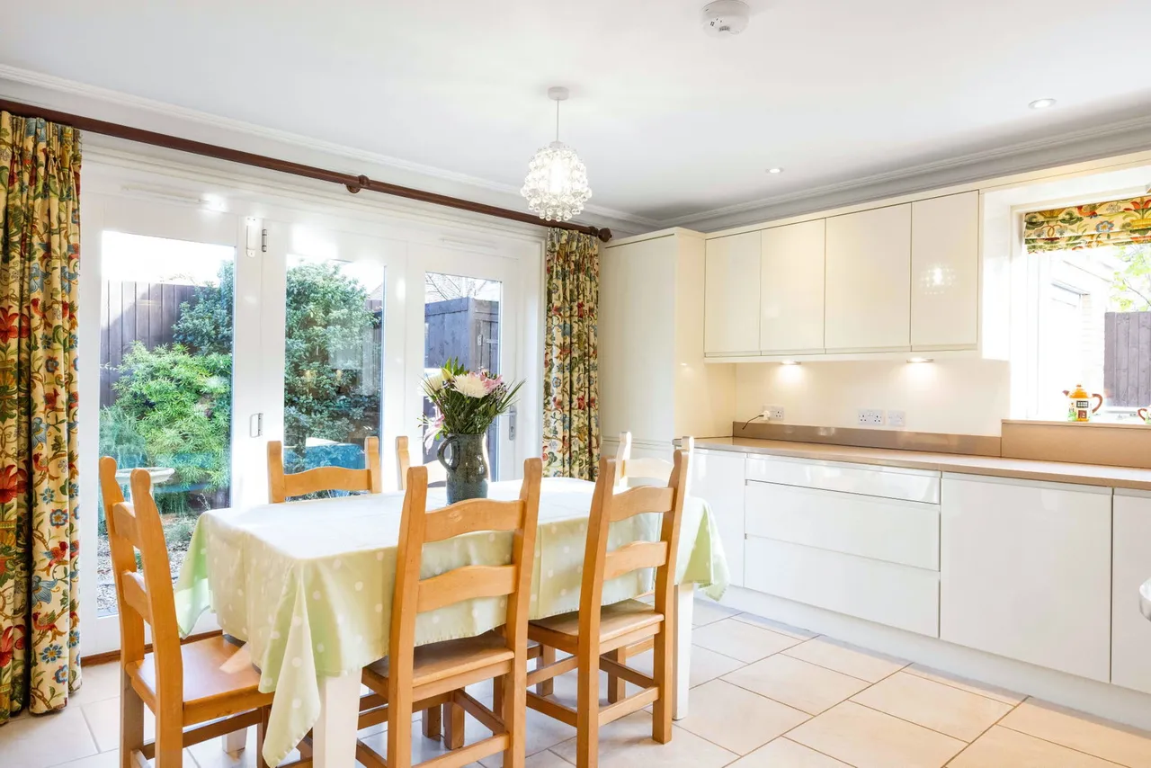 Charlton Gardens, Cheltenham, GL53, photo 7