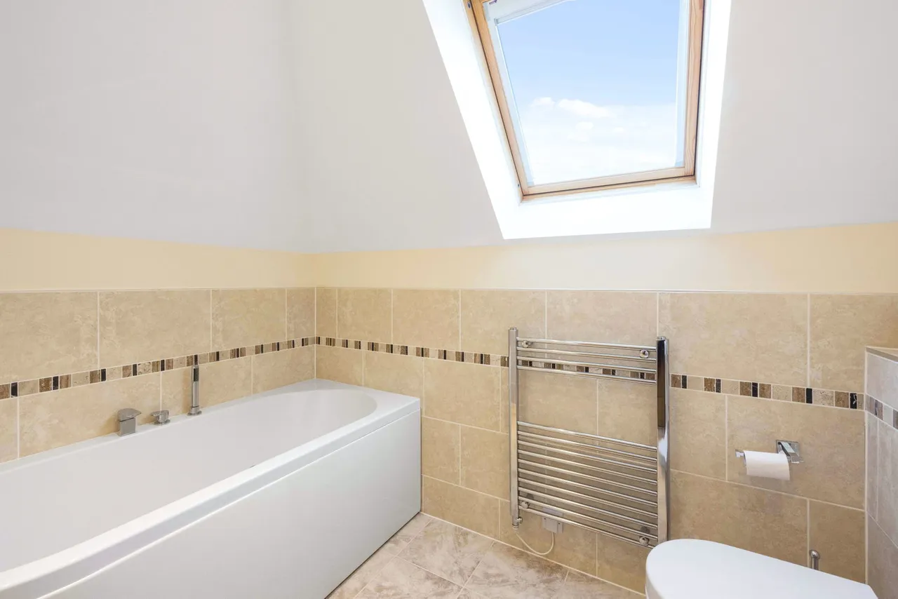 Charlton Gardens, Cheltenham, GL53, photo 20