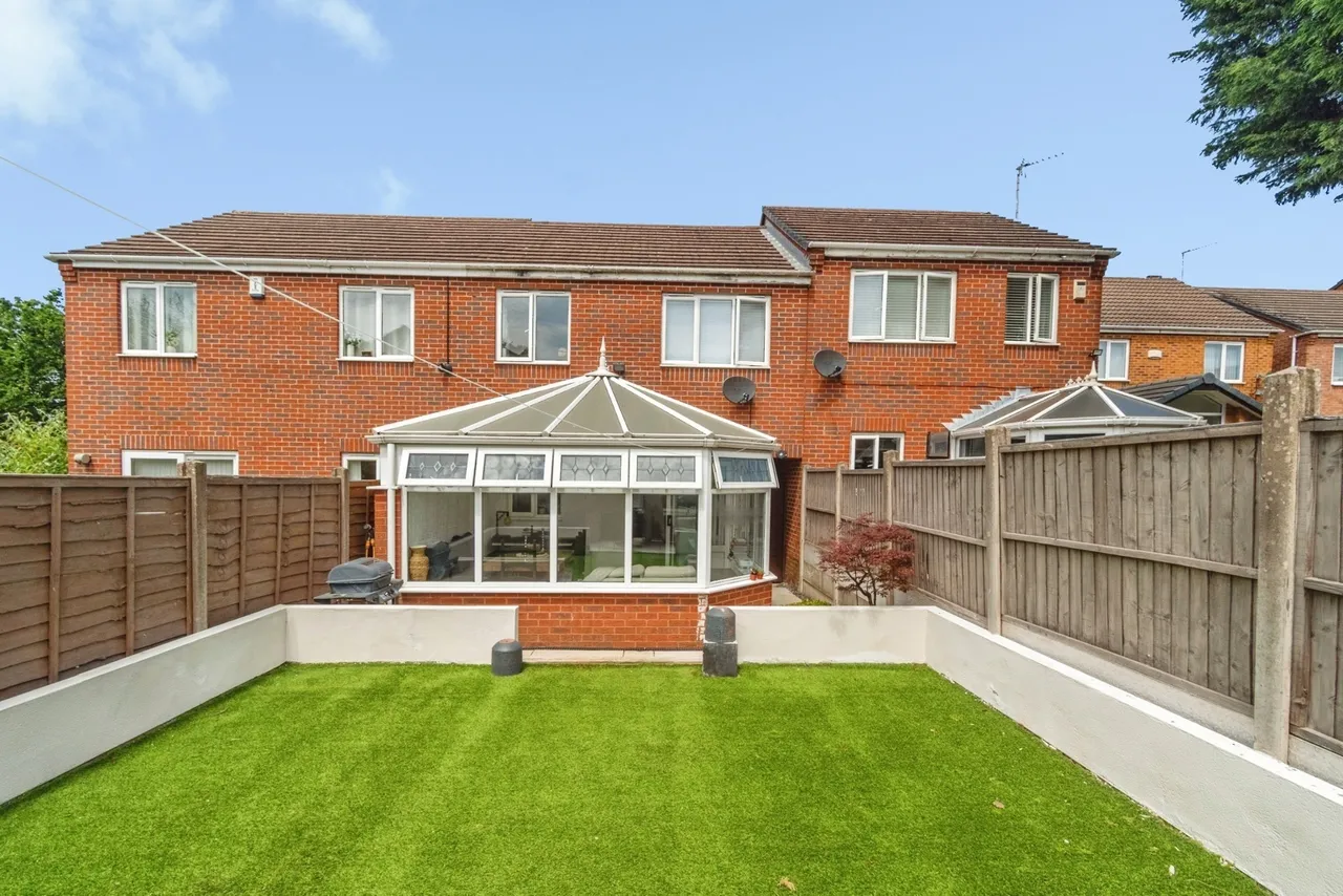 Fremantle Drive, Heath Hayes, Cannock, WS12, photo 14