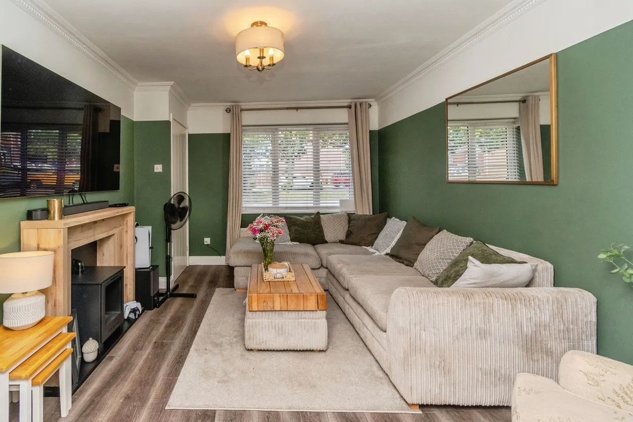 Fremantle Drive, Heath Hayes, Cannock, WS12, photo 2