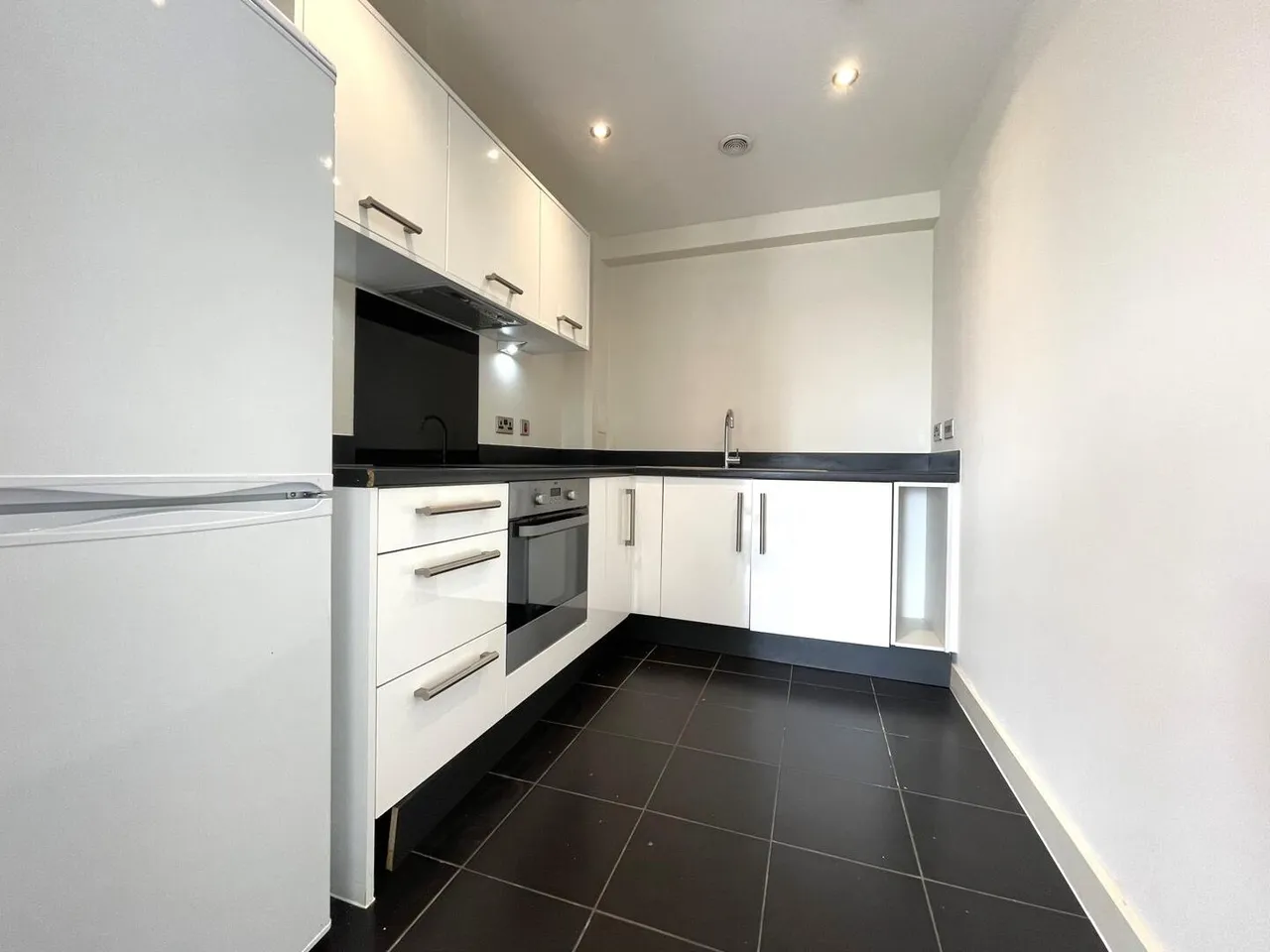 Pulse Development, Colindale, photo 6