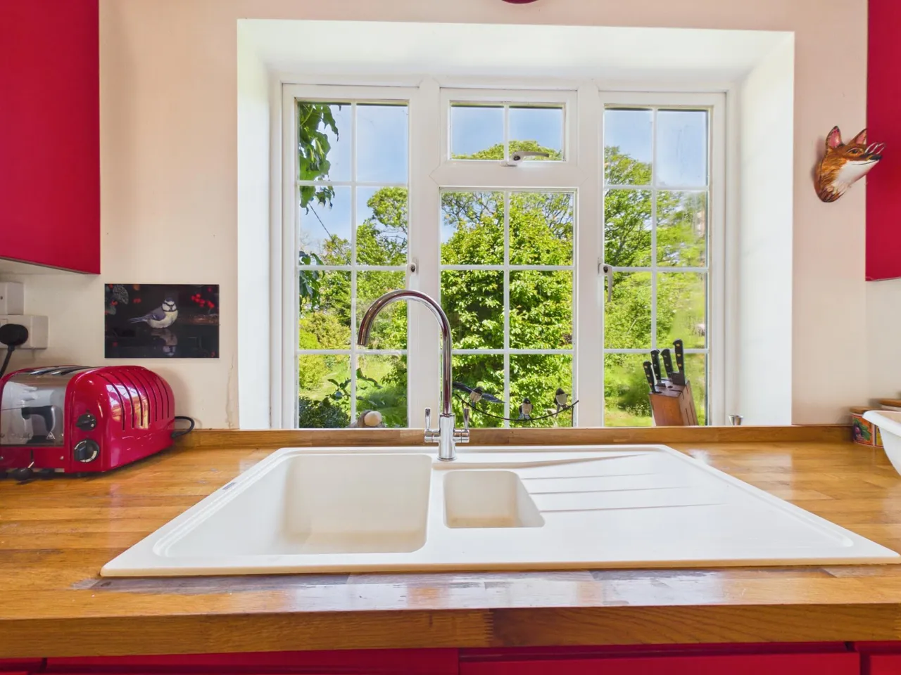 Farnham Road, Hook, RG29, photo 5