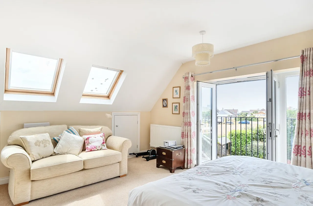 The Crescent, West Wittering, PO20, photo 20