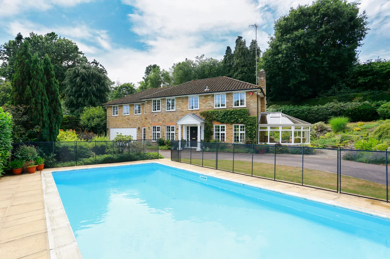 Star Hill Drive, Churt, Farnham, GU10, photo 9