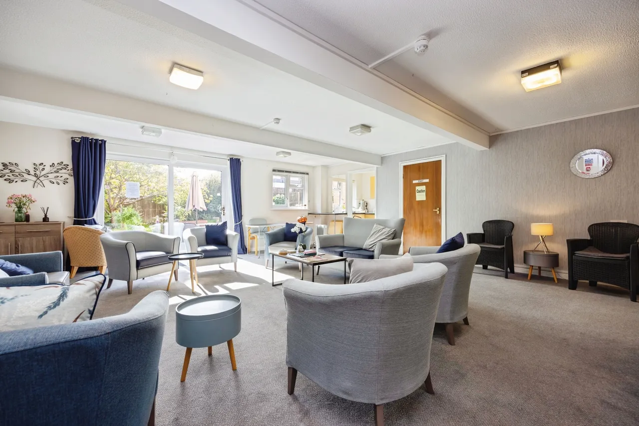 Worplesdon Road, Guildford, GU2, photo 15