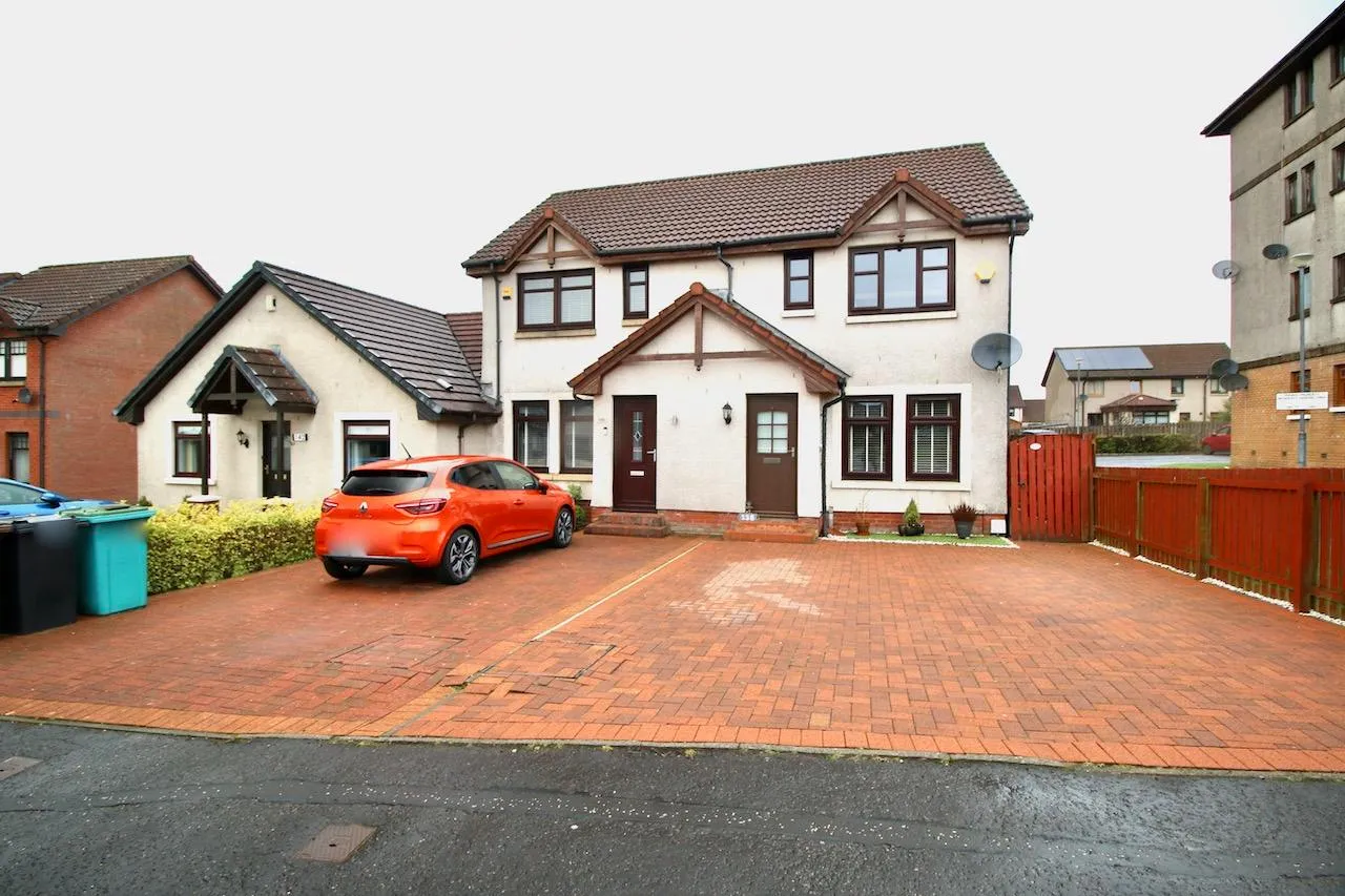 2 bed house for sale — Glen Sannox Drive, Craigmarloch, G68 0GB