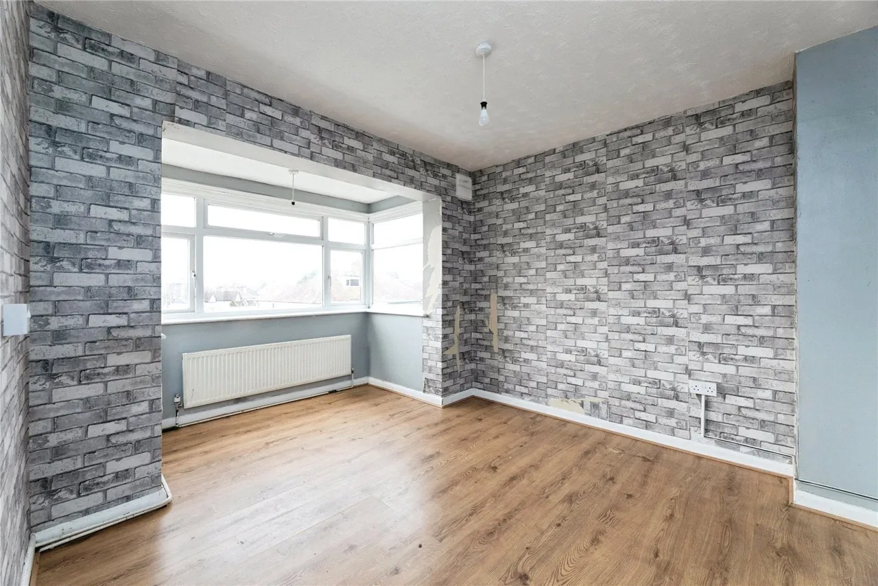 Fullwell Avenue, Ilford, IG6, photo 3