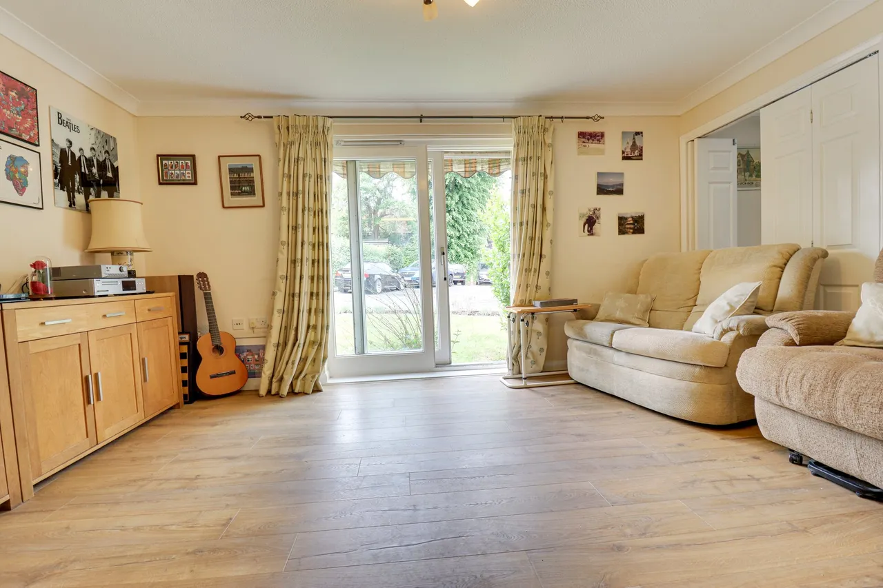 Orchard Lea, Sawbridgeworth, CM21, photo 2